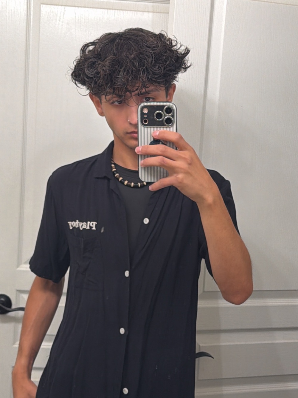 Black Short-Sleeve Button-Up Shirt - Casual Men's Style